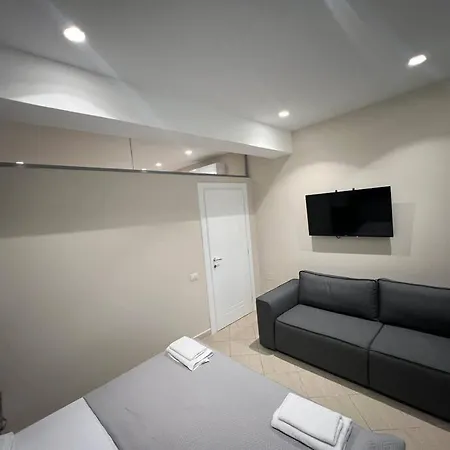 Seaside Apartment *